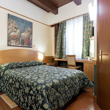 La Terrazza Restaurant & Hotel 3*