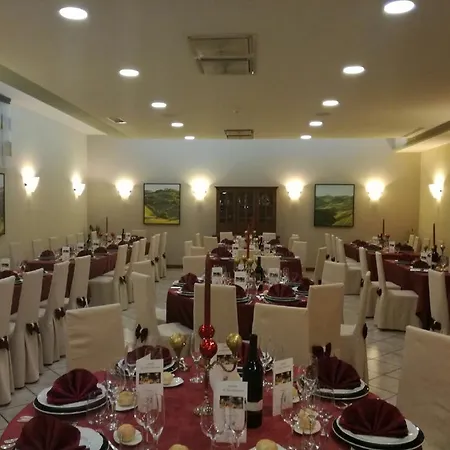 La Terrazza Restaurant & 3*