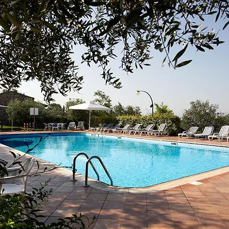 La Terrazza Restaurant & 3*